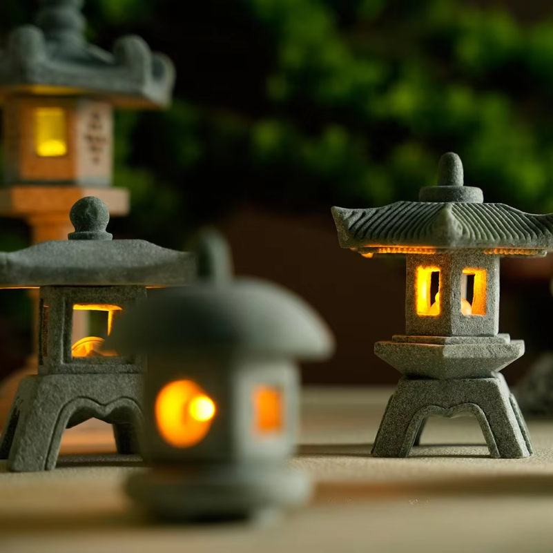 Mini Pagoda Lantern Light Gard - đánh giá và giá Outdoor Zen Lighting